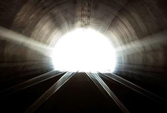 luz-al-final-del-tunel-T-cjFDdU