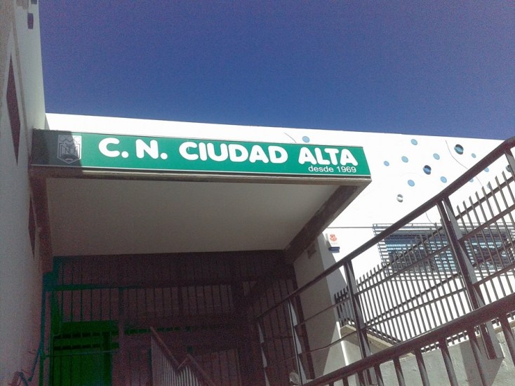 1509150_10201815757419091_1124732933_n